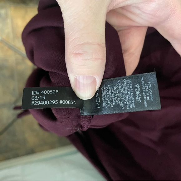 Express Burgundy mini dress size‎ medium - Picture 8 of 9